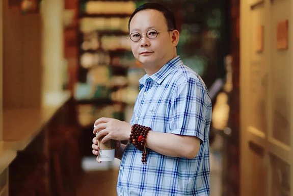 金宮，金宮雞精，金宮味精，金宮火鍋底料，金宮香腸臘肉調料，金宮小龍蝦調料，金宮魚調料，金宮調料定制，金宮調味品定制